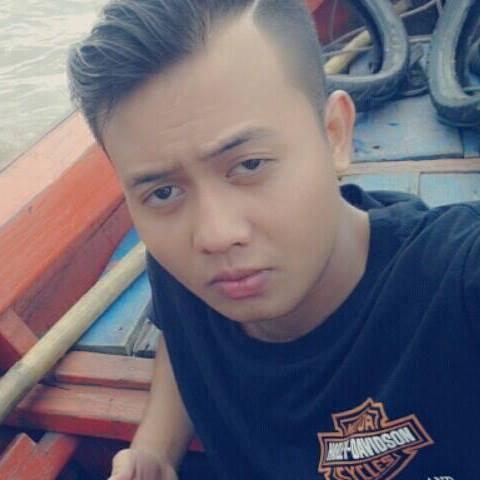 dhafaDLovers's profile picture. Saya bangga karena bisa hidup. Tidak membanggakan hal2 superficial yang tidak dmiliki. Saya cukup dengan apa yang saya miliki. Saya bersyukur atas kehidupan ini