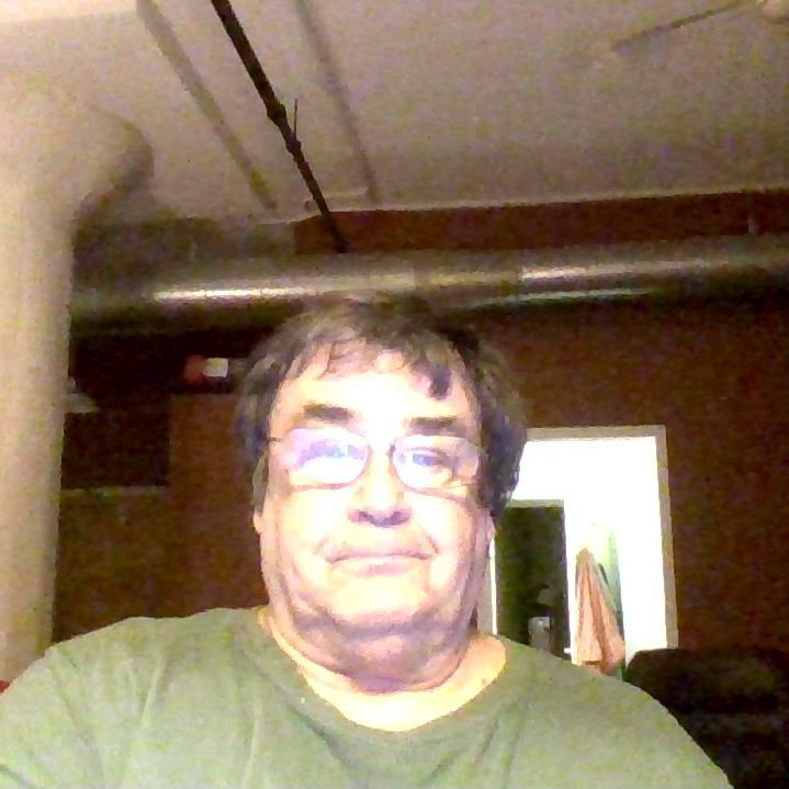 bebaquest's profile picture. 