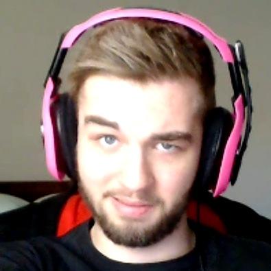 Jason. 21. Youtuber. Gamer. I'm not a pioneer. Member of @FaZeClan. Just chill. If you have some cool fanart/work don't be afraid to tweet it at me!