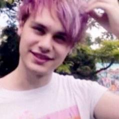 Luke Is Very Beautiful...