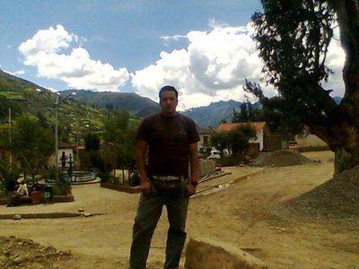 ALFONSOPAREDE17's profile picture. 