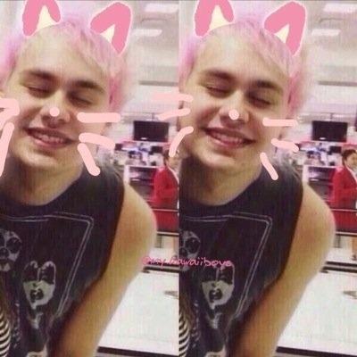 follow @loseclifford