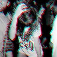 -Una Pelotuda Mas*-*                                    --------Estupido Mundo-----------