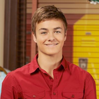 Hey! I am Lucas Friar, Maya calls me Bucky Mcboing boing and other various names. I have a crush on this girl. Theme:'Earthbound' By The Living Tombstone
