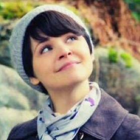 Used to be a thief but then I found my prince and everything change | Madam Mayor. @BelieveHookEmma is my daugther #Unclaimed #Snowing
