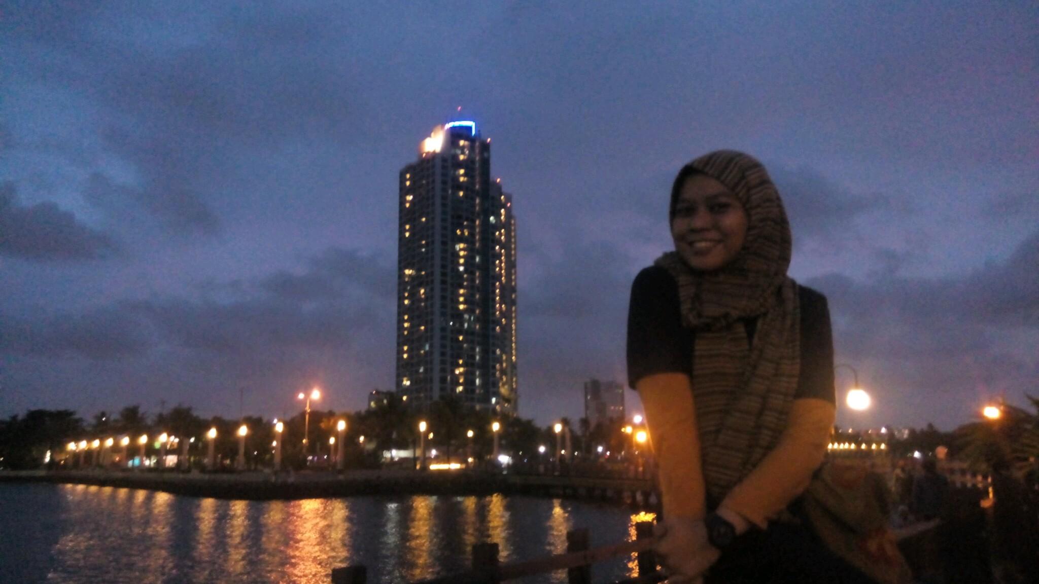 ririedriana's profile picture. 