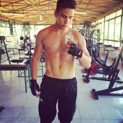 Aprovecha la vida al máximo junto a lo que más amas.