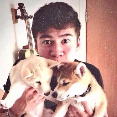 follow @piteousluke // ask a follow back