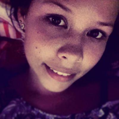 Malhumorada, inquieta, llorona, odiosa, tierna, sutil, sincera, linda y loca// MODELO ♥// RAP ♬// K.E.I.M// modelar es mi pasion y vale mas que mi vida *-*    ♥