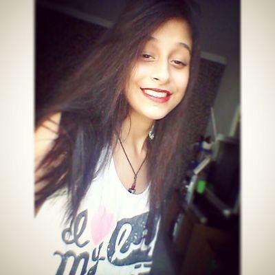@Positivamos: “Não se mede caráter por aparência e nem felicidade por sorriso.”
—  Taylor Momsen. inst@: vih_abravanelly .