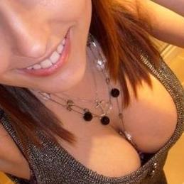 Vanessa en mode cokine si ca te tente http://t.co/eriBMsCiGC si tu prefere le virtuel follow