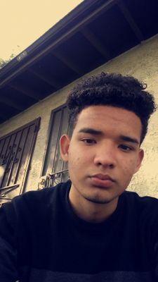 elpapymilian's profile picture. 