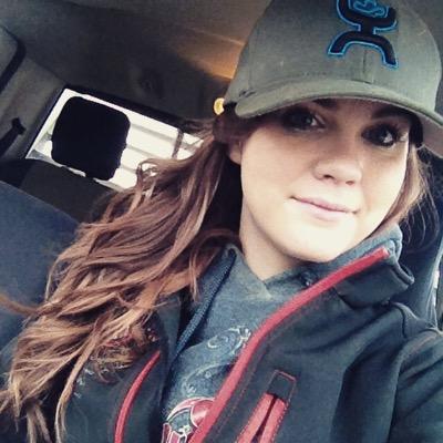 cowgirlbella211's profile picture. Just a small town girl❤️