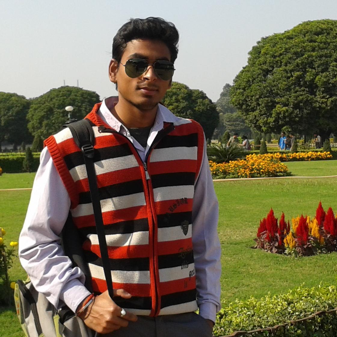 I am a diehard fan of East Bengal club & Shah Rukh Khan & #Manchester United club..