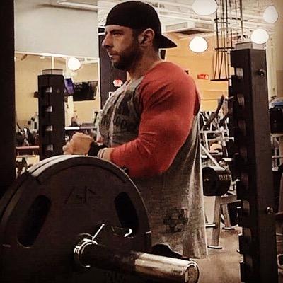 Only the Strong Survive

instagram: calzone85
