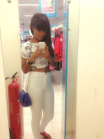 onyinye_98888's profile picture. I can't describe myself with less than 160words!!!Shows how unique I am.....I ff back#