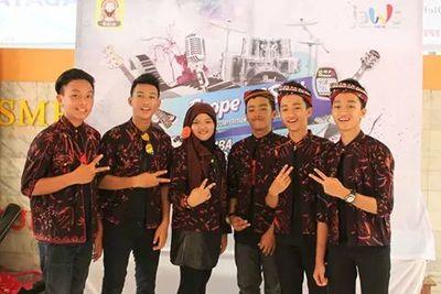 verticalsby's profile picture. @prdvsthiqisya @ditoyp @richieadamj @mfabiandaffa @r_argananta @rizki_ardananta | CP: 0811347990