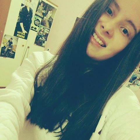 Life is to short to be unhappy. :) @JacobWhitesides , @JustinBieber ,@JackGilinsky and @JackJonhson  are my idols ♥