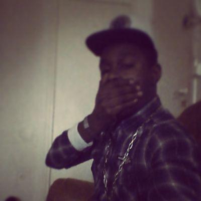 jonathanbomaye1's profile picture. insta/:didierbomayeelizer  ,                       fb/: adebayord abetabeta elize   ,         snap/: jonathanb.00243