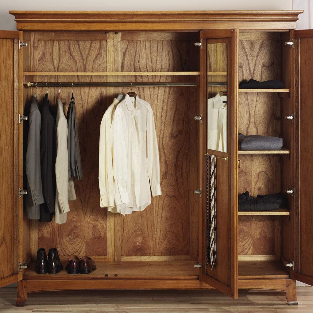 Di_AlmariShop's profile picture. Good quality preloved clothes, bags, shoes, etc. Trusted. No Hit & Run. Question & Order: Sms/WA: +628562855159 BBM: 746D0040