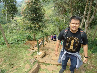 apapun dirimu, jangan pernah menyesalinya