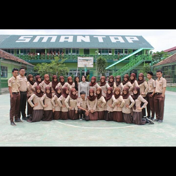 KingdomSpaga's profile picture. KingdomSpaga ➡ Kerajaan 12 IPA 3 || Official Account Of XII.A3 Smantap TP 2014/2015 ☺
