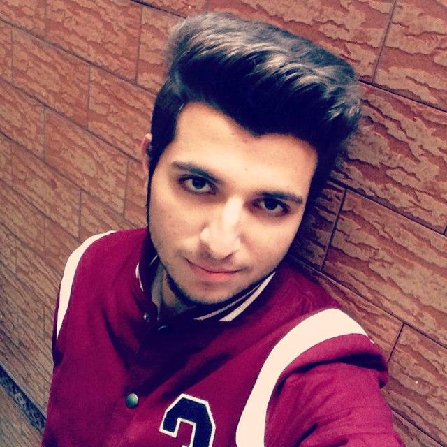 Ek tO me ZiDDi hOn :p
oPPeR se bAtAmEeZ :D
oR pHr kHoObSoRaT bHi :)