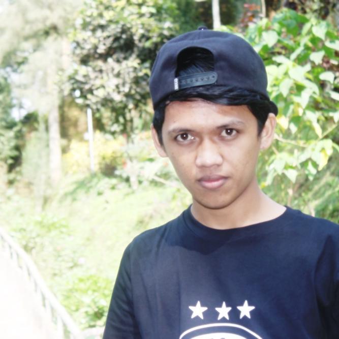 Makasih Tuhan, Kau terus menemaniku melewati kehidupan ini, tanpa Mu, aku rasa aku tak akan mampu berjalan sejauh ini
