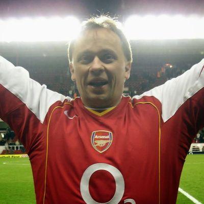 Proud to be a Gooner!!! Football and cycling (on TV) Slava Ukraini Fuck Trump and company 🤬 MEGA = Make Europe Great Again!