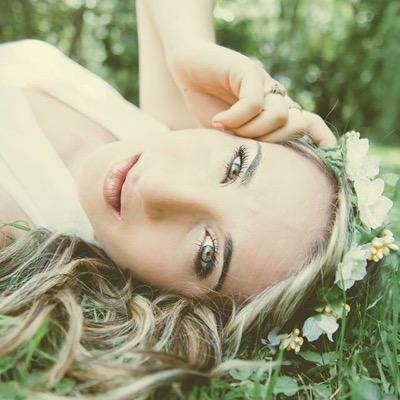 Simoné (@simone_le_roux) | Twitter