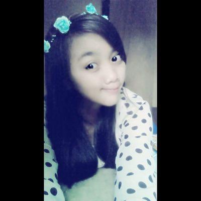 Dia yang sederhana tapi mampu membuatku bahagia