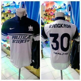 Terima pesanan bikin Jersey Sendiri, Tersedia :Jersey, jaket club, Sepatu Futsal & Soccer  CP = 089501477841 pin:74fb3c6d
