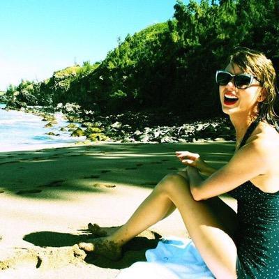 I got too many complaints on my personal cuz i only tweeted about Taylor Swift. Joined twitter swiftie community..Best life choice yet.