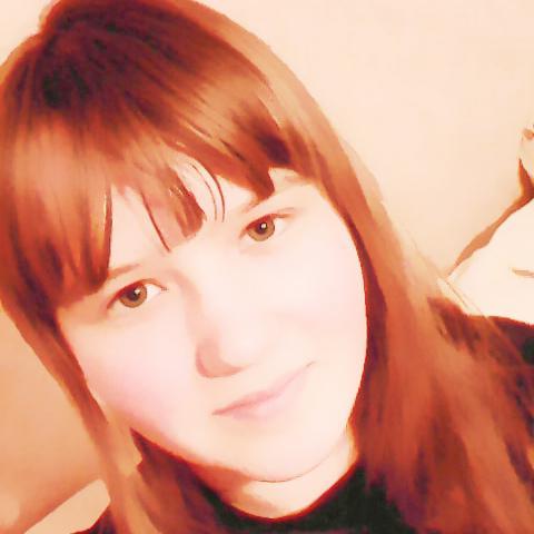 Hello! My name is Veronica, I love Crown the Empure.