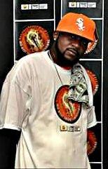 Songwriter, recording artist,promoter. EL Kapone  represents the MId West Movement. Born in Detroit,Mi. raised in Benton Harbor,Mi., Cincinnati,Oh., and South B