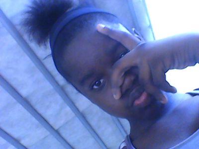 GrantMeka's profile picture. livin in this cool world with fake people but they so call my friendz ,- but some people love mii for mii and i wiil always love my baby (cookie)!:-)