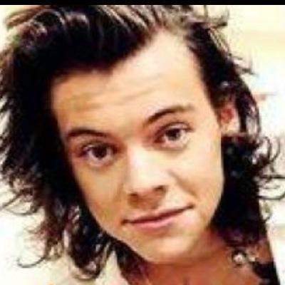 0/5 One Direction & Beau+James/5 Janoskians ~~~~~~~~~~~~~~~~~~~~~~~ Salad in the wind. - Louis Tomlinson