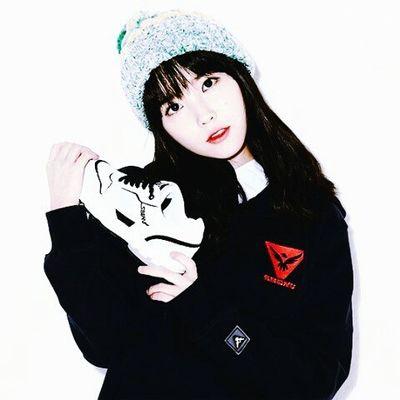 안녕하세요 저는 중국에 살고 있는 서세미이라고 합니다. 저는 태어나부터 정세미이름란을 가고 있습니다. 저는 진짜이름이 서세미이라고 합니다. 저는 브리지임팩트를 아주 좋아합니다. 저는 크면 다른교회로 갑니다. 저는 브리지임팩트정무영오빠를 사랑합니다. 저는 이 오빠를 보면 마음이 뜨겁워요.