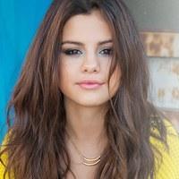 Selena Gomez|Directioner| 5SOS| The Vamps| Little Mix| Demi Lovato| Never live life in fear of death ~Zayn Malik