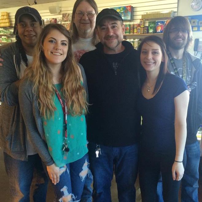 Gas_Pipe_12's profile picture. A bad-ass smoke shop that loves their customers! We have goodies for everyone! Come see us ;)