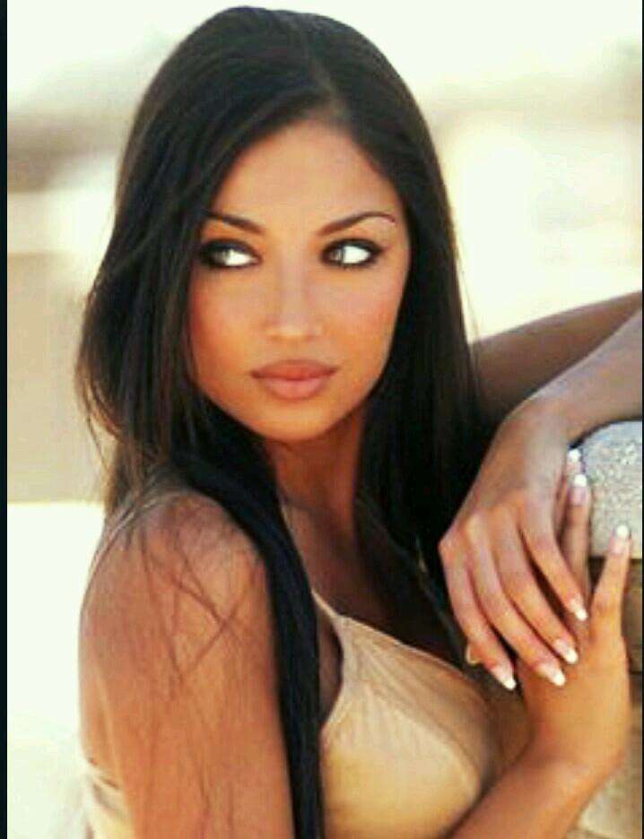I am one of a kind. I advise you not to make me angry unless you want me to go all wolf on you and  cause serious harm to your body.#Single .