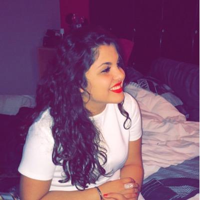 NellyFartaria_'s profile picture. 