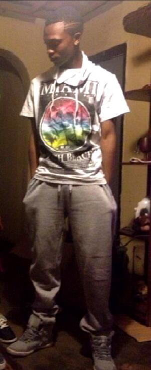 Ceejay_Blaze's profile picture. I rap and play basketball as well as skate boarding I love sneakers and glasses as long as they suit me *wink* and am cute and awesome