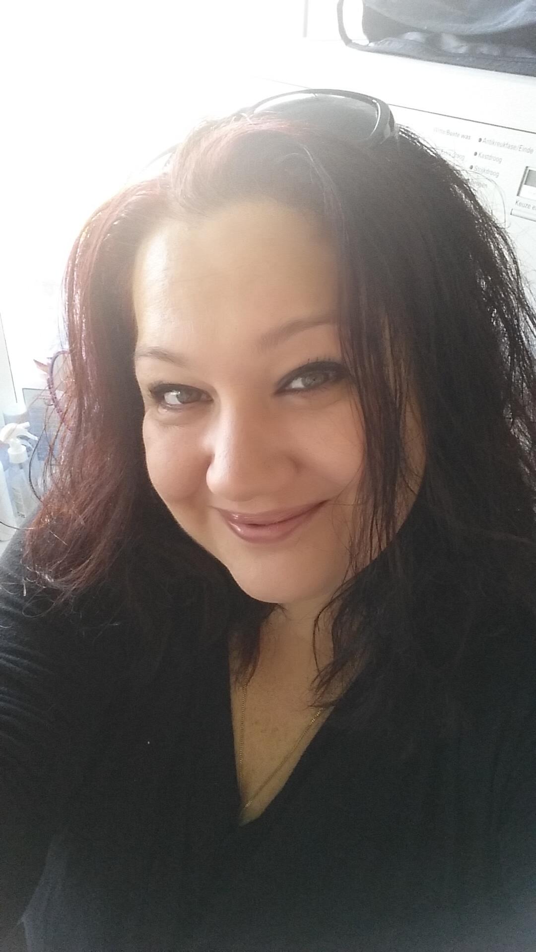 Lorena10101973's profile picture. Mother of my 13 year old son Luca and my daughter Beli, she is 2 years old, love reading, cooking and enjoy life with my family and friends.