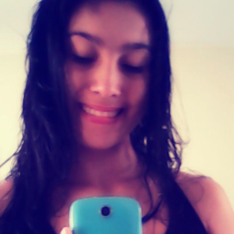 Empezar a Creer en ti ♥♥ Porque Tu Nuncas Estas Sol@ Hay Un Ser En Los Cielos QUe Te Da La Mano Para Caminar ♥♥ :3