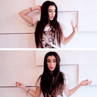 Even the darkest days or nights you have, you are still beautiful in my eyes||FL,RP,Literate||