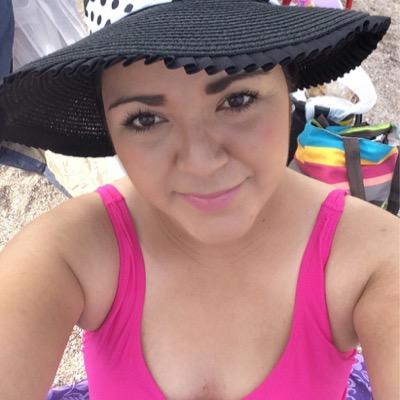 De las consentidas de dios...mama de un regalo divino,mi Hermosa Fer!!