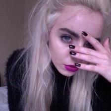 follow @ALLCAPSP0ETRY and fav/rt some pictures or i will unfollow you!