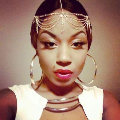 Mina Diamond/1 Corinthians 13 ♡/ Pisces/25/Montreal 514/ Health care professional /Mother/#BossedUp/Living life to the fullest/Queen Alexandra