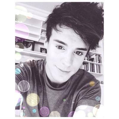 Youtubers are my life ❤️Raphael Gomes followed 1/26/15❤️ #Raphanators #PointlessGang PB